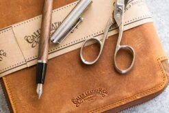 Galen Leather Zippered A5 Notebook Folio - Crazy Horse Brown -Writing Tools Store GalenLeather NotebookFolio A5 CrazyHorseBrown 4