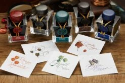 Jacques Herbin 1670 Emerald Of Chivor - 50ml Bottled Ink -Writing Tools Store JacquesHerbin 1670 BleuOcean CaroubeDeChypre EmeraldOfChivorGrisOrage RougeHematite 50ml group 2 f25d2701 f493 431c 9e37 a2cf90eee10c