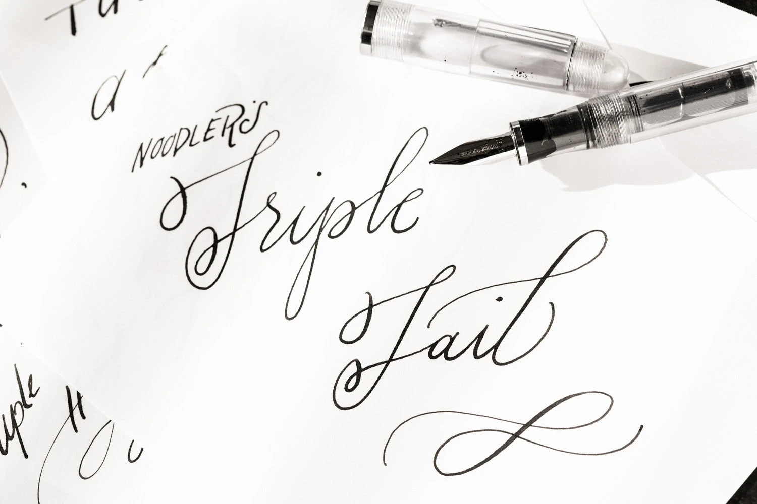 Noodler's Triple Tail Flex Fountain Pen - Clear 14 Noodler's Triple Tail Flex Fountain Pen - Clear - Image 14