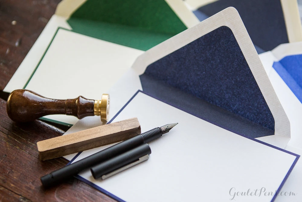 Original Crown Mill Bicolor Note Card Correspondence Set - Cream/Navy 4 Original Crown Mill Bicolor Note Card Correspondence Set - Cream/Navy - Image 4