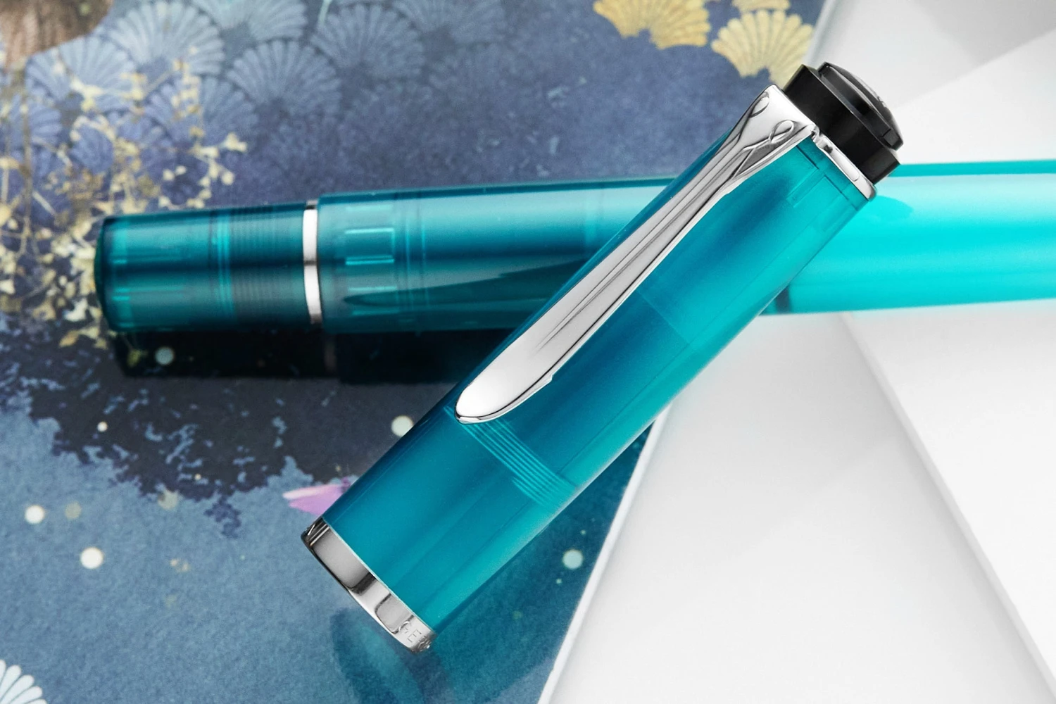 Pelikan M205 Fountain Pen - Apatite (Special Edition) 11 Pelikan M205 Fountain Pen - Apatite (Special Edition) - Image 11