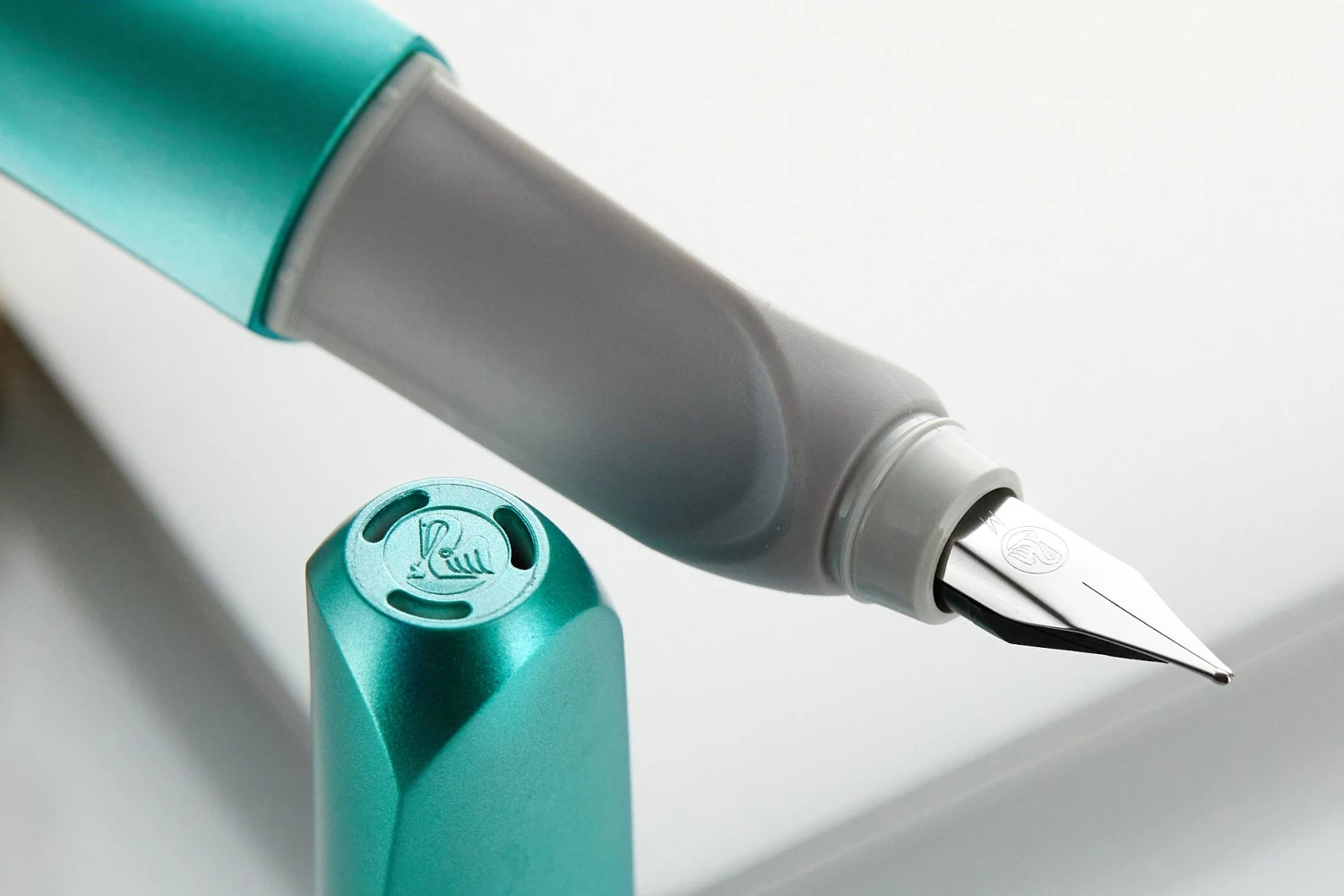 Pelikan Twist Fountain Pen - Cold Alaska 9 Pelikan Twist Fountain Pen - Cold Alaska - Image 9