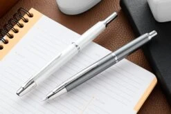 Pilot Vanishing Point Decimo Fountain Pen - White 23 Pilot Vanishing Point Decimo Fountain Pen - White -Writing Tools Store Pilot Vanishing Point Decimo DarkGrey White group 2 f63671b5 4e40 4a7f ba5e 866f8e8201e3