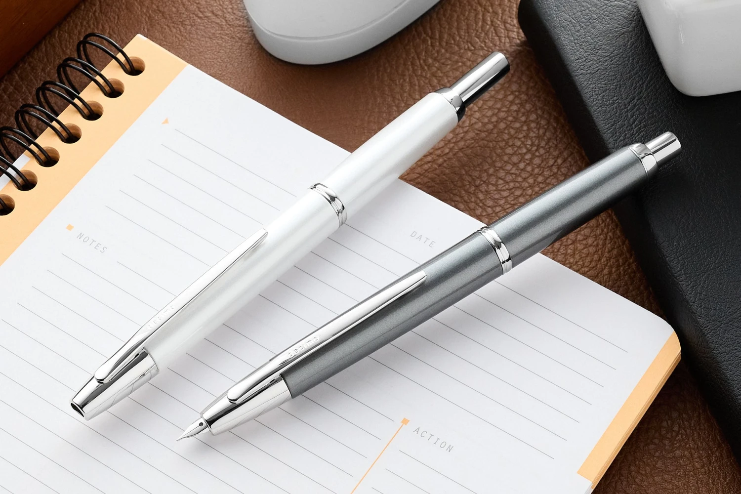 Pilot Vanishing Point Decimo Fountain Pen - White 12 Pilot Vanishing Point Decimo Fountain Pen - White - Image 12