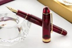 Platinum #3776 Century Fountain Pen - Bourgogne/Gold -Writing Tools Store Platinum 3776 Century Bourgogne Gold 3