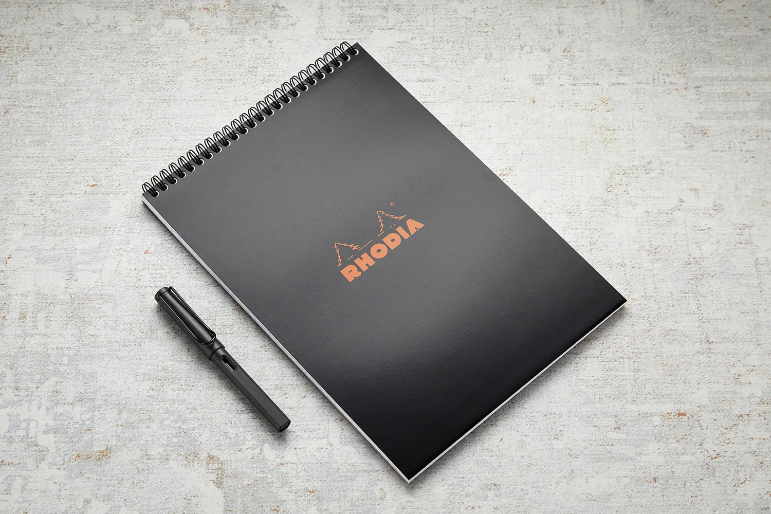 Rhodia No. 18 Top Wirebound A4 Notepad - Black, Lined 5 Rhodia No. 18 Top Wirebound A4 Notepad - Black, Lined - Image 5
