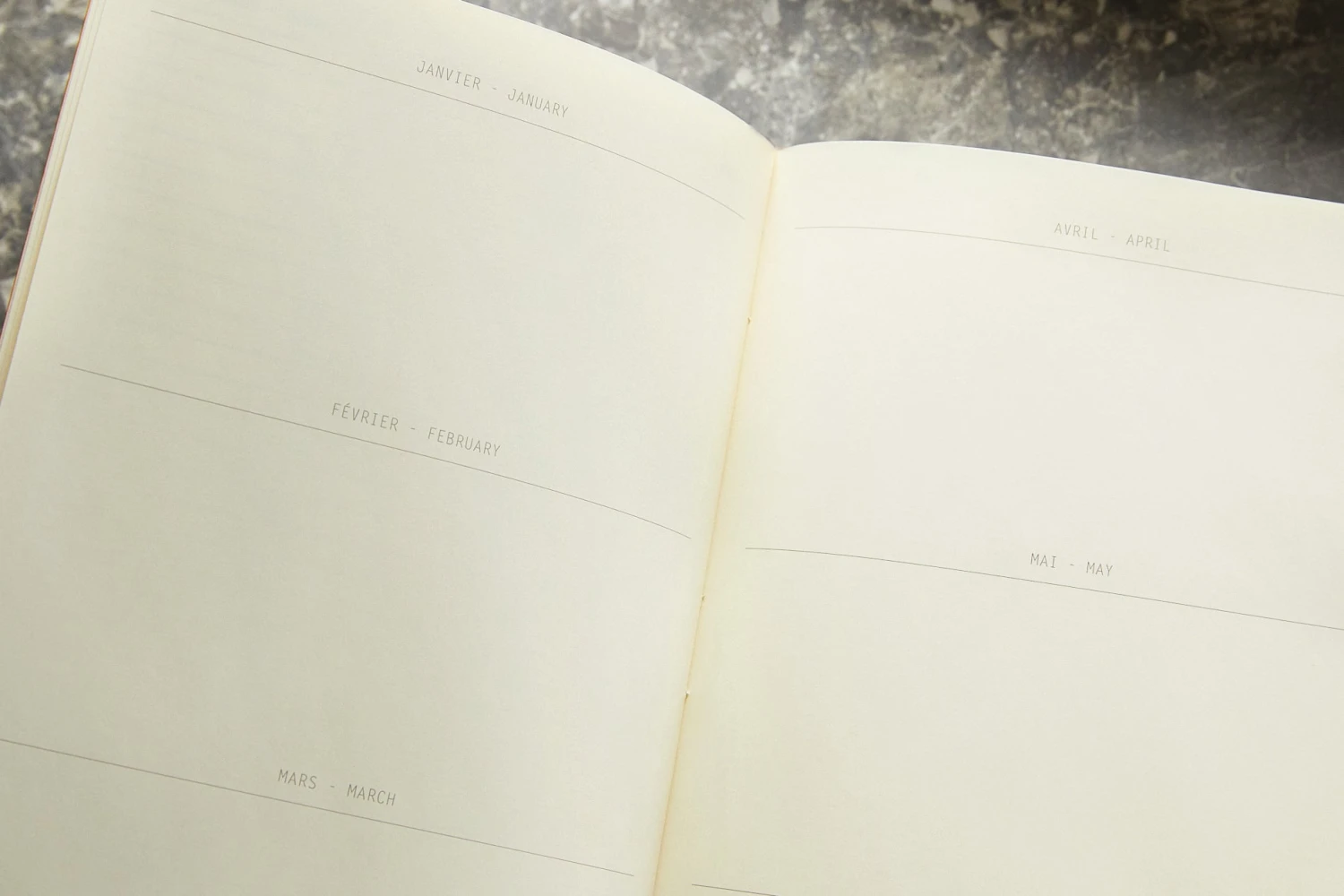 Rhodia Goalbook Dot Grid A5 Hardcover Journal - Purple (Ivory Paper) 10 Rhodia Goalbook Dot Grid A5 Hardcover Journal - Purple (Ivory Paper) - Image 10