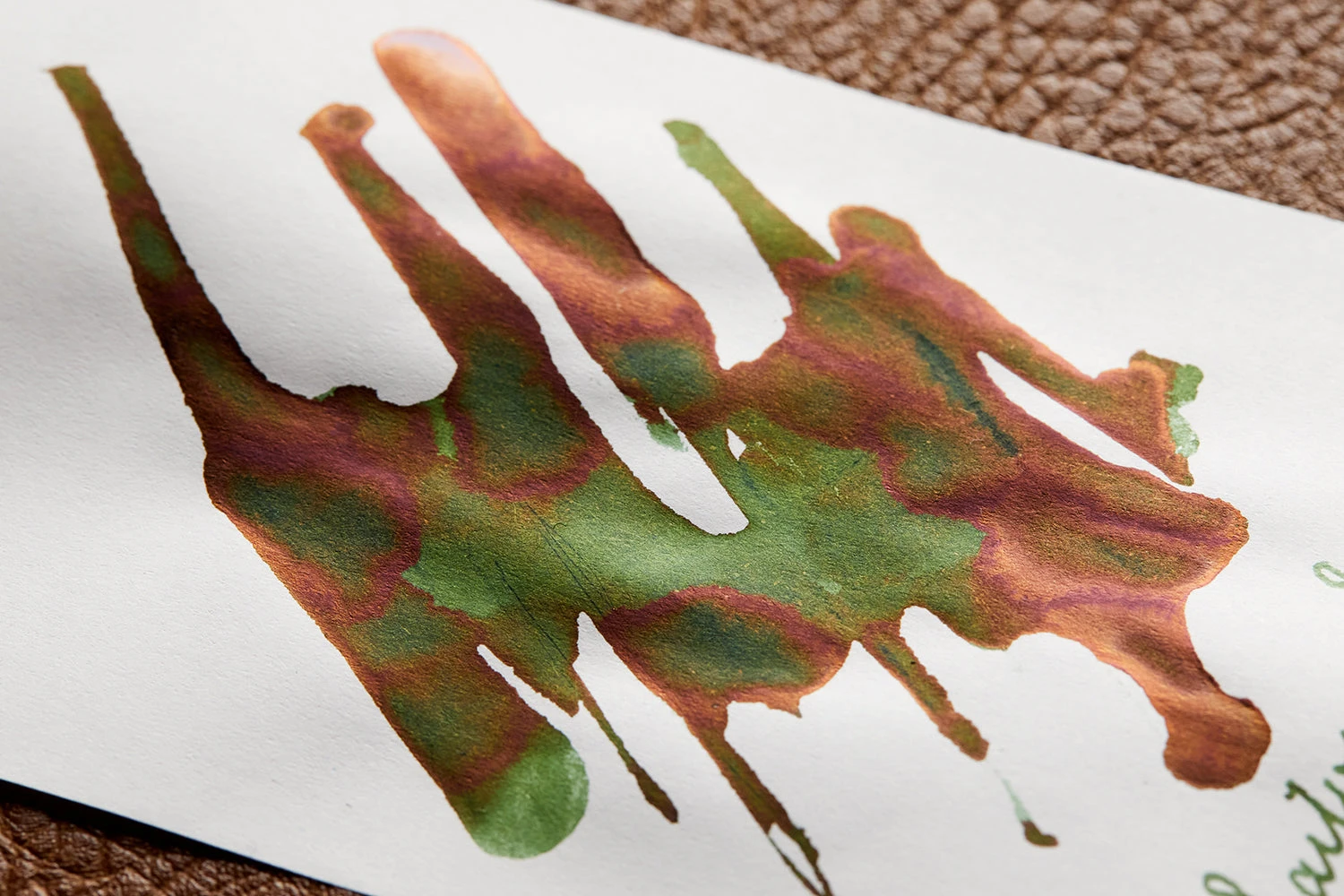 Sailor Shikiori Tokiwa-matsu - 20ml Bottled Ink 4 Sailor Shikiori Tokiwa-matsu - 20ml Bottled Ink - Image 4