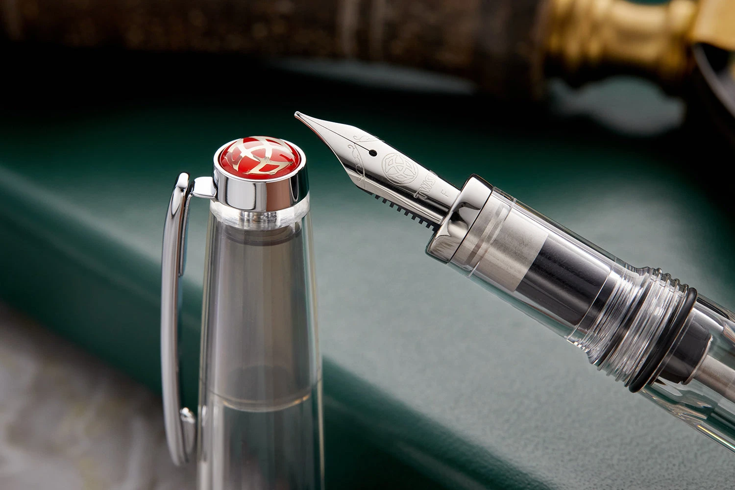 TWSBI Vac Mini Fountain Pen - Clear 10 TWSBI Vac Mini Fountain Pen - Clear - Image 10