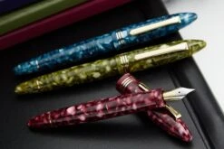 Tibaldi Bononia Fountain Pen - Pomegranate (Limited Edition) -Writing Tools Store Tibaldi Bononia Vintage Honeycomb MarduNord Pomegranate group 2