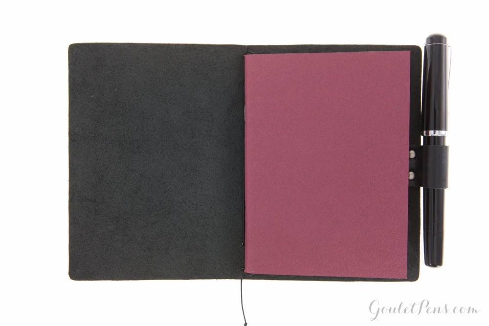 Traveler's Notebook Accessory 016 - Medium Pen Holder, Black 2 Traveler's Notebook Accessory 016 - Medium Pen Holder, Black - Image 2